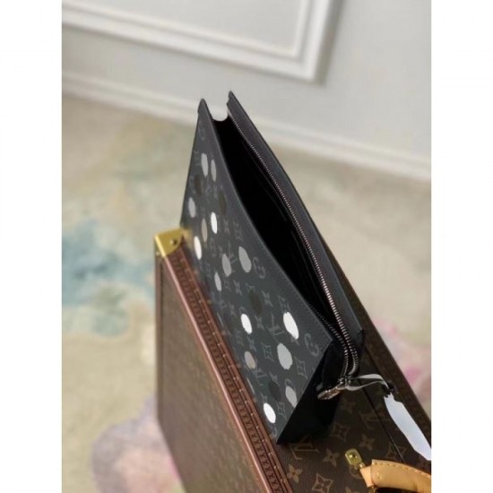 Advanced Design 2023FW LOUIS VUITTON Louis Vuitton Clutch Bag Advanced Design 2023FW LOUIS VUITTON Louis Vuitton Clutch Bag