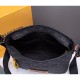 Stylish impression 2023FW LOUIS VUITTON Louis Vuitton men's shoulder bag Stylish impression 2023FW LOUIS VUITTON Louis Vuitton men's shoulder bag