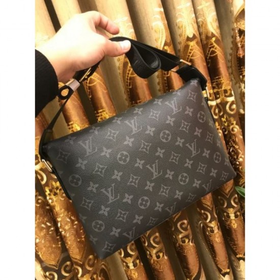 Highly Rated Item 2023FW LOUIS VUITTON Men's Shoulder Bag Highly Rated Item 2023FW LOUIS VUITTON Men's Shoulder Bag