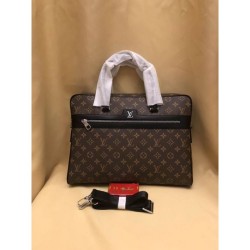 Great for the fall/winter period 2023FW LOUIS VUITTON Louis Vuitton men's briefcase