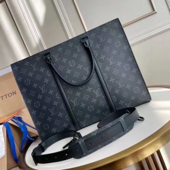 LOUIS VUITTON Briefcase 2023FW Sold out this time! LOUIS VUITTON Briefcase 2023FW Sold out this time!