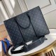 LOUIS VUITTON Briefcase 2023FW Sold out this time! LOUIS VUITTON Briefcase 2023FW Sold out this time!