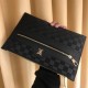 LOUIS VUITTON Louis Vuitton clutch bag 2023FW support soars LOUIS VUITTON Louis Vuitton clutch bag 2023FW support soars