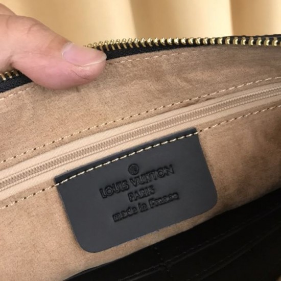 LOUIS VUITTON Louis Vuitton clutch bag 2023FW local price sale LOUIS VUITTON Louis Vuitton clutch bag 2023FW local price sale