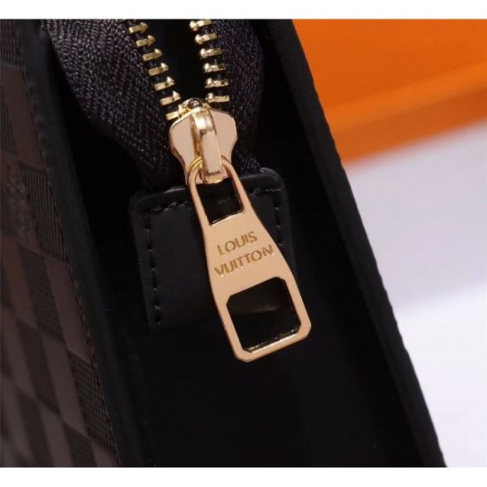 LOUIS VUITTON Louis Vuitton clutch bag 2023FW latest item LOUIS VUITTON Louis Vuitton clutch bag 2023FW latest item