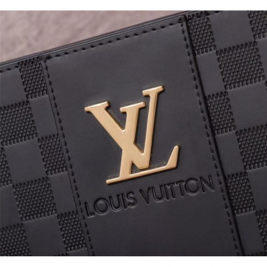 LOUIS VUITTON Louis Vuitton clutch bag 2023FW latest item LOUIS VUITTON Louis Vuitton clutch bag 2023FW latest item