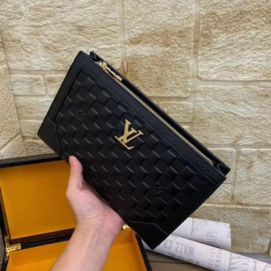LOUIS VUITTON Louis Vuitton clutch bag 2023FW winter colors LOUIS VUITTON Louis Vuitton clutch bag 2023FW winter colors