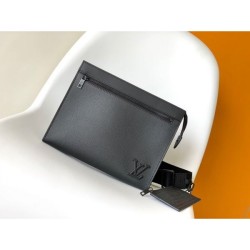 LOUIS VUITTON Shoulder Bag 2023FW Highly Rated Item
