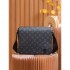 LOUIS VUITTON Shoulder Bag 2023FW Popularity continues unabated!