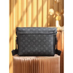 LOUIS VUITTON shoulder bag 2023FW classic style