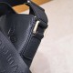 LOUIS VUITTON Shoulder bag 2023FW Winter seasonal feel LOUIS VUITTON Shoulder bag 2023FW Winter seasonal feel