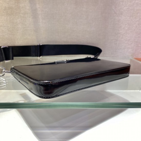 PRADA Prada 2023SS shoulder bag very satisfying spring new work PRADA Prada 2023SS shoulder bag very satisfying spring new work
