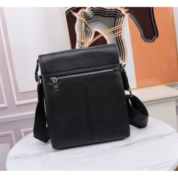 PRADA Prada 2023SS shoulder bag popular spring and summer new work every year