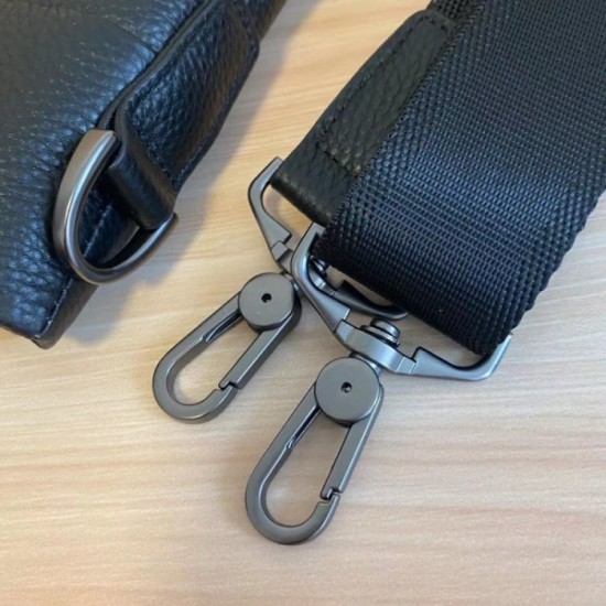 The arrival of the PRADA Prada 2023SS briefcase quantity-limited miracle The arrival of the PRADA Prada 2023SS briefcase quantity-limited miracle