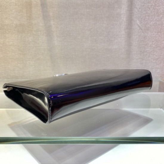 PRADA Prada 2023SS clutch bag Impression of adult sex appeal PRADA Prada 2023SS clutch bag Impression of adult sex appeal