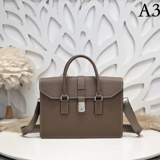A mature style is completed 2023SS PRADA Prada briefcase A mature style is completed 2023SS PRADA Prada briefcase