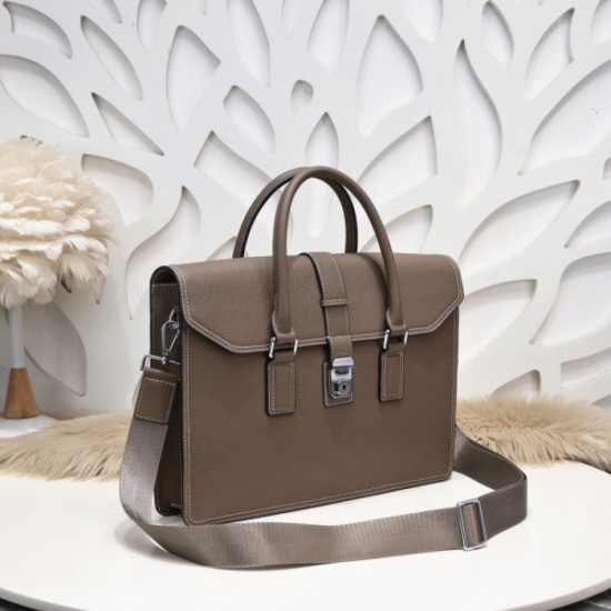 A mature style is completed 2023SS PRADA Prada briefcase A mature style is completed 2023SS PRADA Prada briefcase