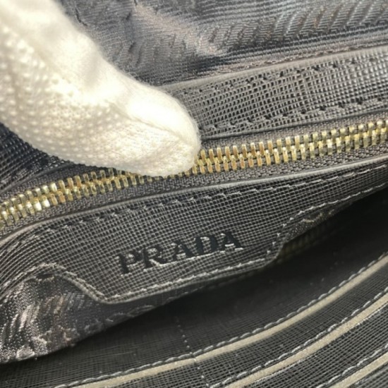 The key to fashion style 2023SS PRADA Prada clutch bag The key to fashion style 2023SS PRADA Prada clutch bag