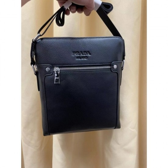 Essential item for fashion people 2023SS PRADA Prada shoulder bag Essential item for fashion people 2023SS PRADA Prada shoulder bag