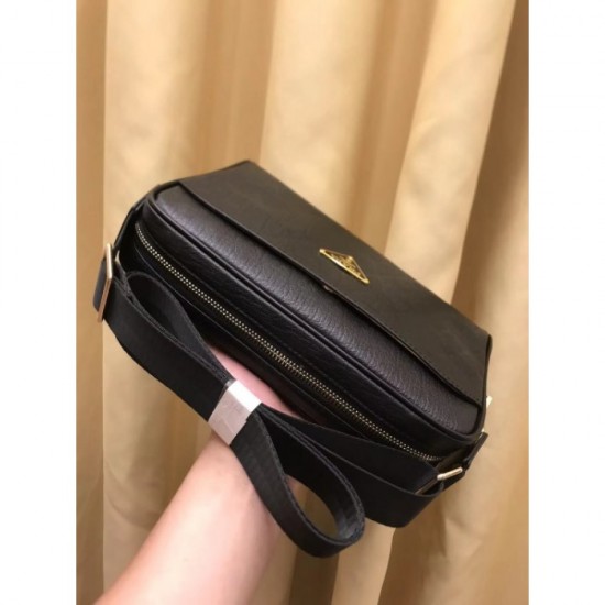 Before limited design extreme popularity sold out 2023SS PRADA Prada shoulder bag Before limited design extreme popularity sold out 2023SS PRADA Prada shoulder bag