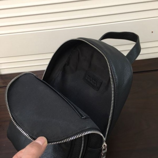 Great value for this season 2023FW PRADA Prada chest bag Great value for this season 2023FW PRADA Prada chest bag