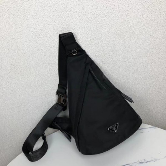 Perfect item for fall 2023FW PRADA Chest bag Perfect item for fall 2023FW PRADA Chest bag