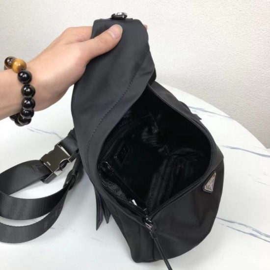 Perfect item for fall 2023FW PRADA Chest bag Perfect item for fall 2023FW PRADA Chest bag