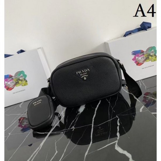 2023FW PRADA shoulder bag recommended for fall and winter wear 2023FW PRADA shoulder bag recommended for fall and winter wear