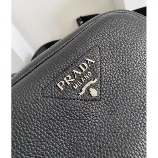 2023FW PRADA shoulder bag recommended for fall and winter wear 2023FW PRADA shoulder bag recommended for fall and winter wear