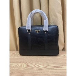 2023FW PRADA Men's Briefcase, a new fall item that can create a new look