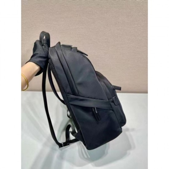 2023FW PRADA Men's Backpack with the latest and stylish logo 2023FW PRADA Men's Backpack with the latest and stylish logo