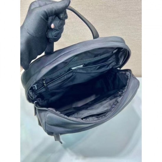 2023FW PRADA Men's Backpack with the latest and stylish logo 2023FW PRADA Men's Backpack with the latest and stylish logo