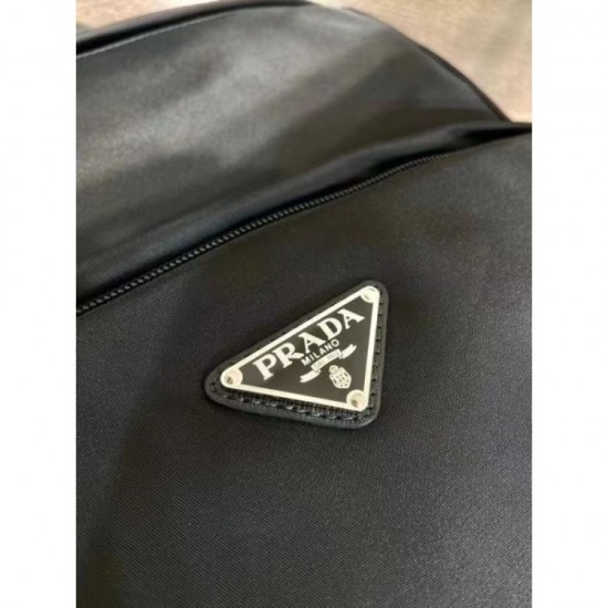 2023FW PRADA Men's Backpack with the latest and stylish logo 2023FW PRADA Men's Backpack with the latest and stylish logo