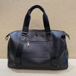2023FW PRADA Prada travel bag that gives you a youthful impression and a lively look