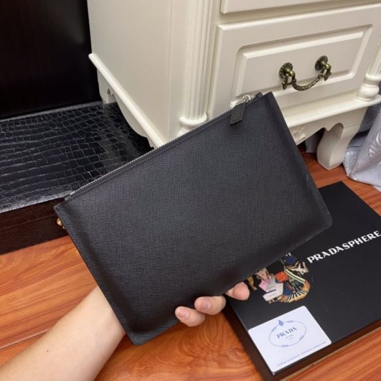 PRADA Clutch Bag 2023FW The perfect color for early winter PRADA Clutch Bag 2023FW The perfect color for early winter