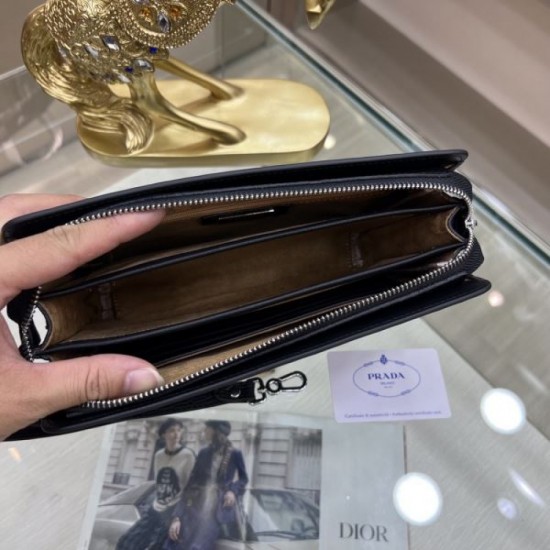PRADA Clutch Bag 2023FW Great value for this season PRADA Clutch Bag 2023FW Great value for this season