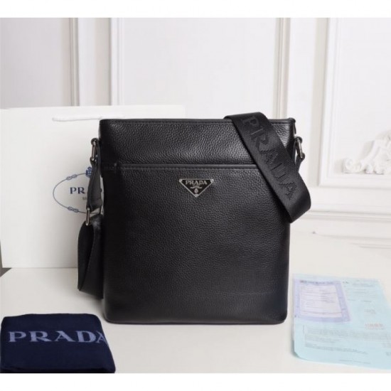 PRADA Shoulder Bag 2023FW Be fashionable now! PRADA Shoulder Bag 2023FW Be fashionable now!