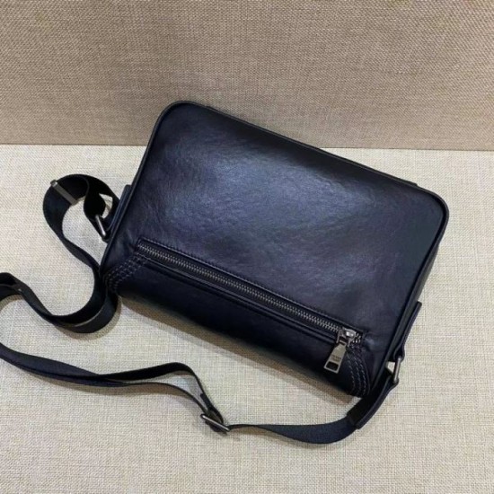 PRADA Shoulder Bag 2023FW This winter's favorite style PRADA Shoulder Bag 2023FW This winter's favorite style
