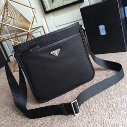 PRADA shoulder bag 2023FW trend coordination