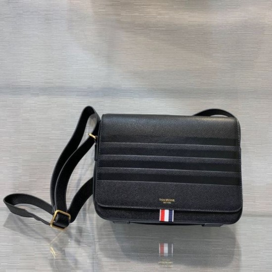THOM BROWNE Shoulder Bag 2023FW Latest Item THOM BROWNE Shoulder Bag 2023FW Latest Item