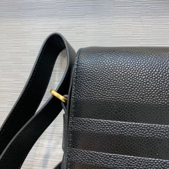 THOM BROWNE Shoulder Bag 2023FW Latest Item THOM BROWNE Shoulder Bag 2023FW Latest Item