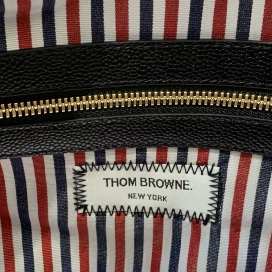 THOM BROWNE Travel Bag 2023FW Latest Release Immediately THOM BROWNE Travel Bag 2023FW Latest Release Immediately