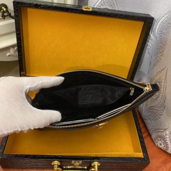 VERSACE Versace 2023SS Clutch bag Attractive style VERSACE Versace 2023SS Clutch bag Attractive style