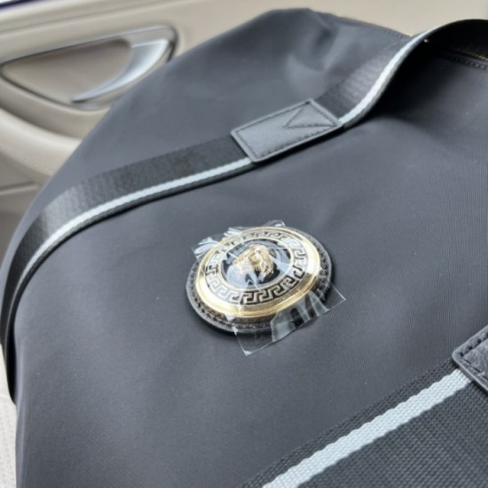 VERSACE Versace 2023SS travel bag gift OK VERSACE Versace 2023SS travel bag gift OK