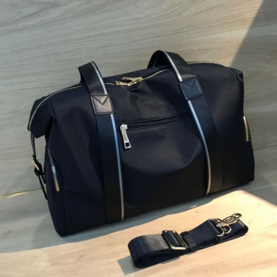 VERSACE Versace 2023SS travel bag very difficult to obtain VERSACE Versace 2023SS travel bag very difficult to obtain