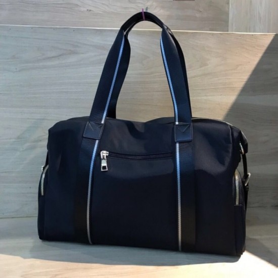 VERSACE Versace 2023SS travel bag very difficult to obtain VERSACE Versace 2023SS travel bag very difficult to obtain