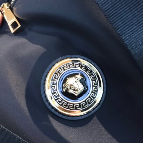 VERSACE Versace 2023SS travel bag very difficult to obtain VERSACE Versace 2023SS travel bag very difficult to obtain