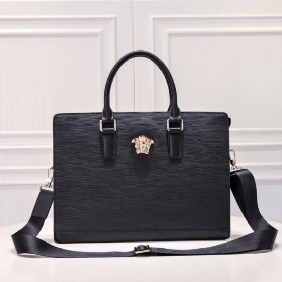 2023SS VERSACE Versace briefcase that I want to pay particular attention to 2023SS VERSACE Versace briefcase that I want to pay particular attention to