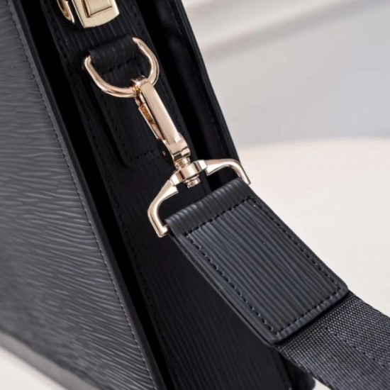2023SS VERSACE Versace briefcase that I want to pay particular attention to 2023SS VERSACE Versace briefcase that I want to pay particular attention to