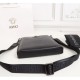 VERSACE Versace shoulder bag 2023FW attracting a lot of attention VERSACE Versace shoulder bag 2023FW attracting a lot of attention